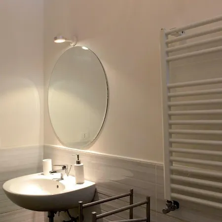 Guest house East